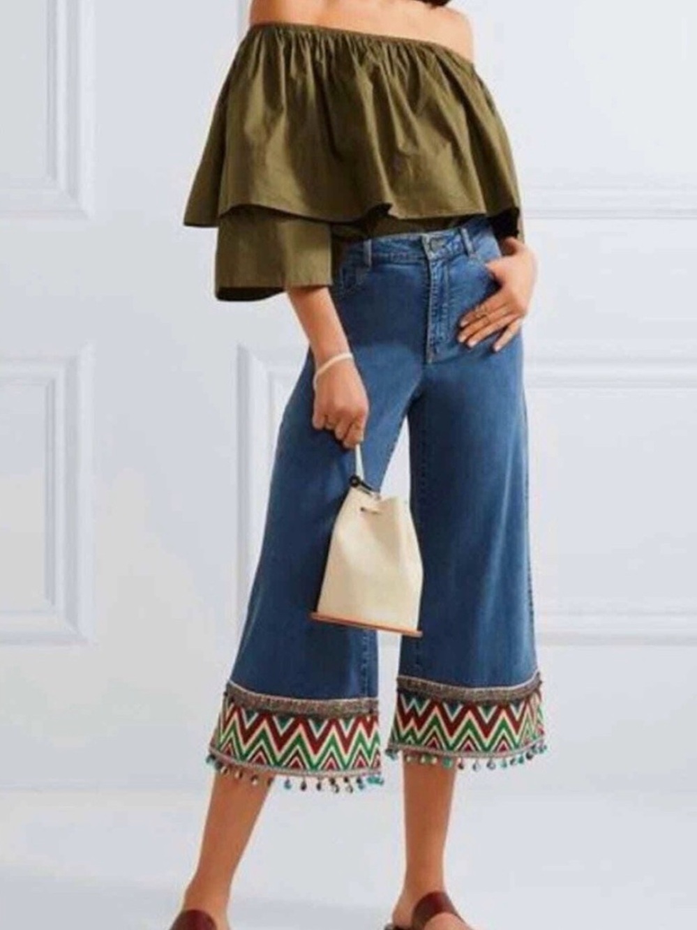 Alice + Olivia Beta Wide Leg Embroidered Gaucho Denim Jeans Size 26 - Picture 4 of 10